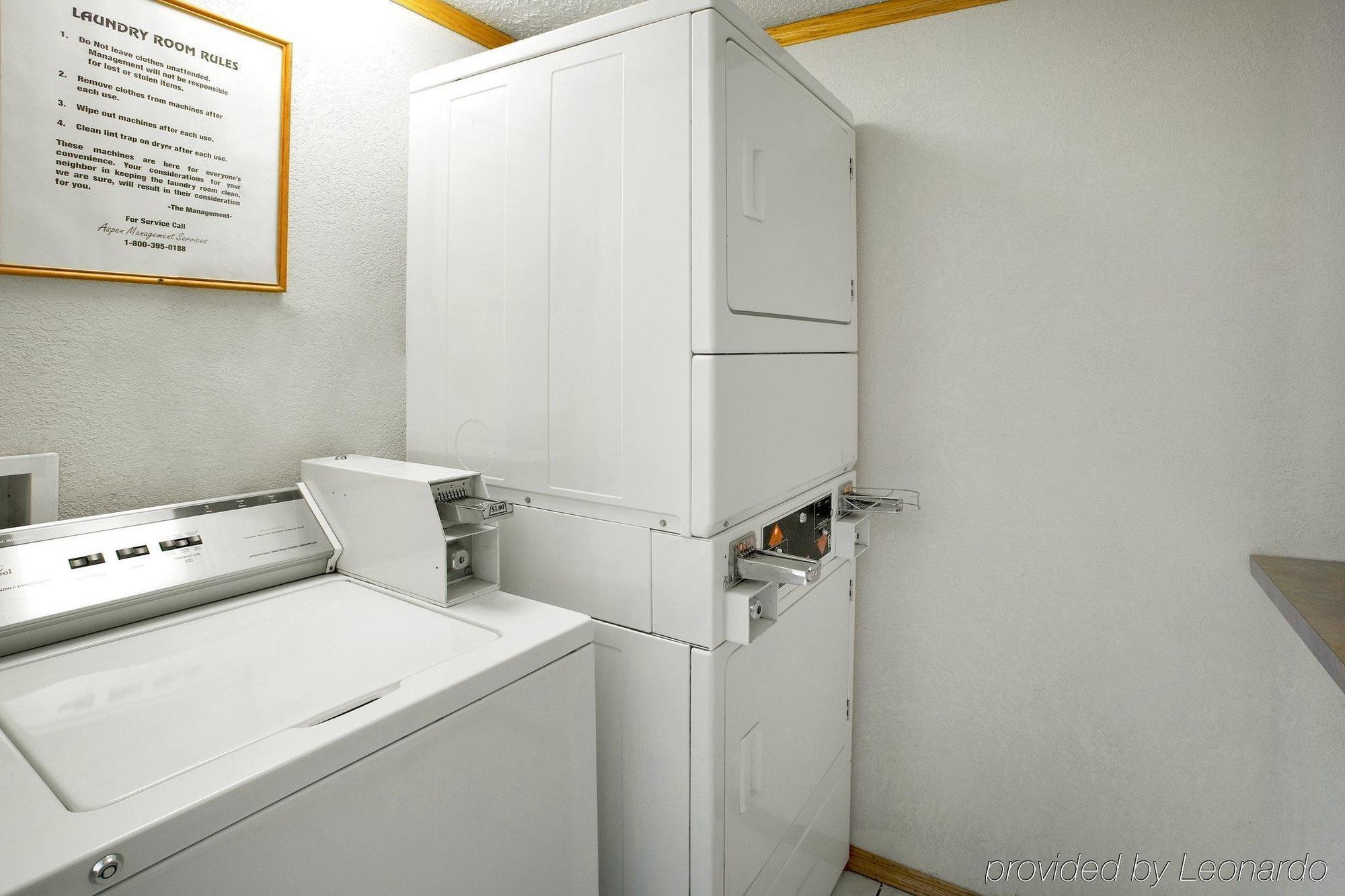Fairbridge Inn Express Мерріллвілл Зручності фото